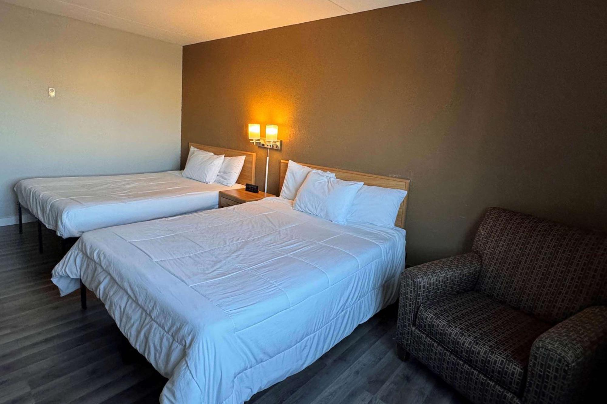 Sauk River Inn & Suites, A Travelodge By Wyndham Sauk Centre Exterior foto
